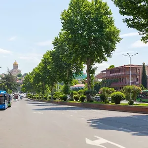Modern In The Heart Of Old Тбилиси